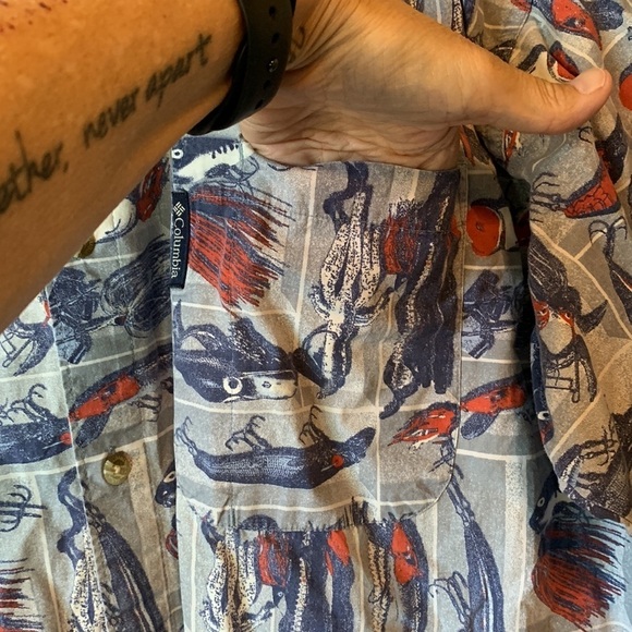 Columbia Men’s Fishing Lure Print Shirt XL Cotton Button-Up Short Sleeve Casual - Picture 6 of 11